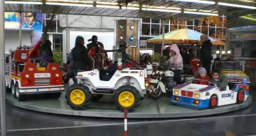 Piazzale Sanseverino occupato per le giostre fino al 22 marzo