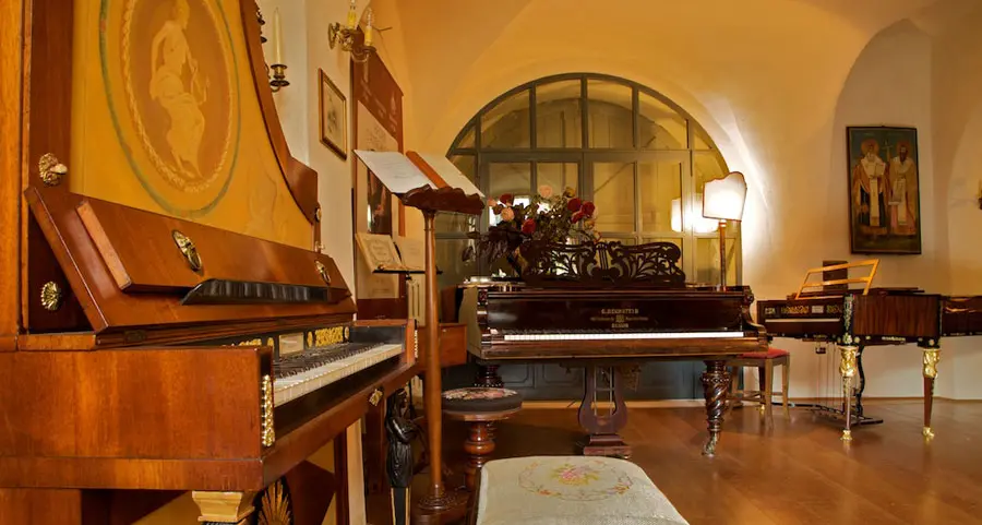Ala, il turismo parte dai pianoforti antichi