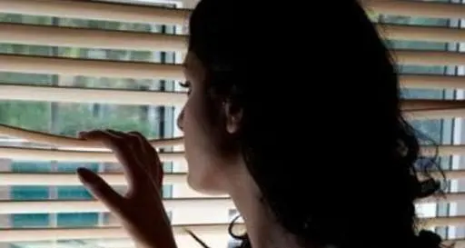 Condannati per stalking padre, madre e sorella