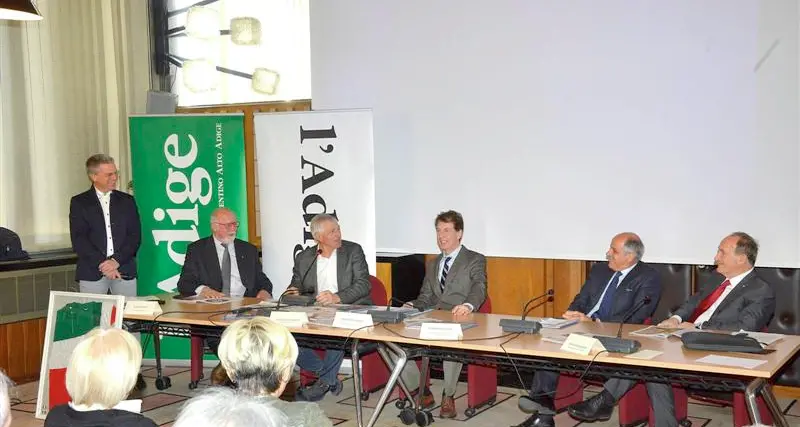 «Ciclismo trentino»: domani in edicola la guida con l'Adige