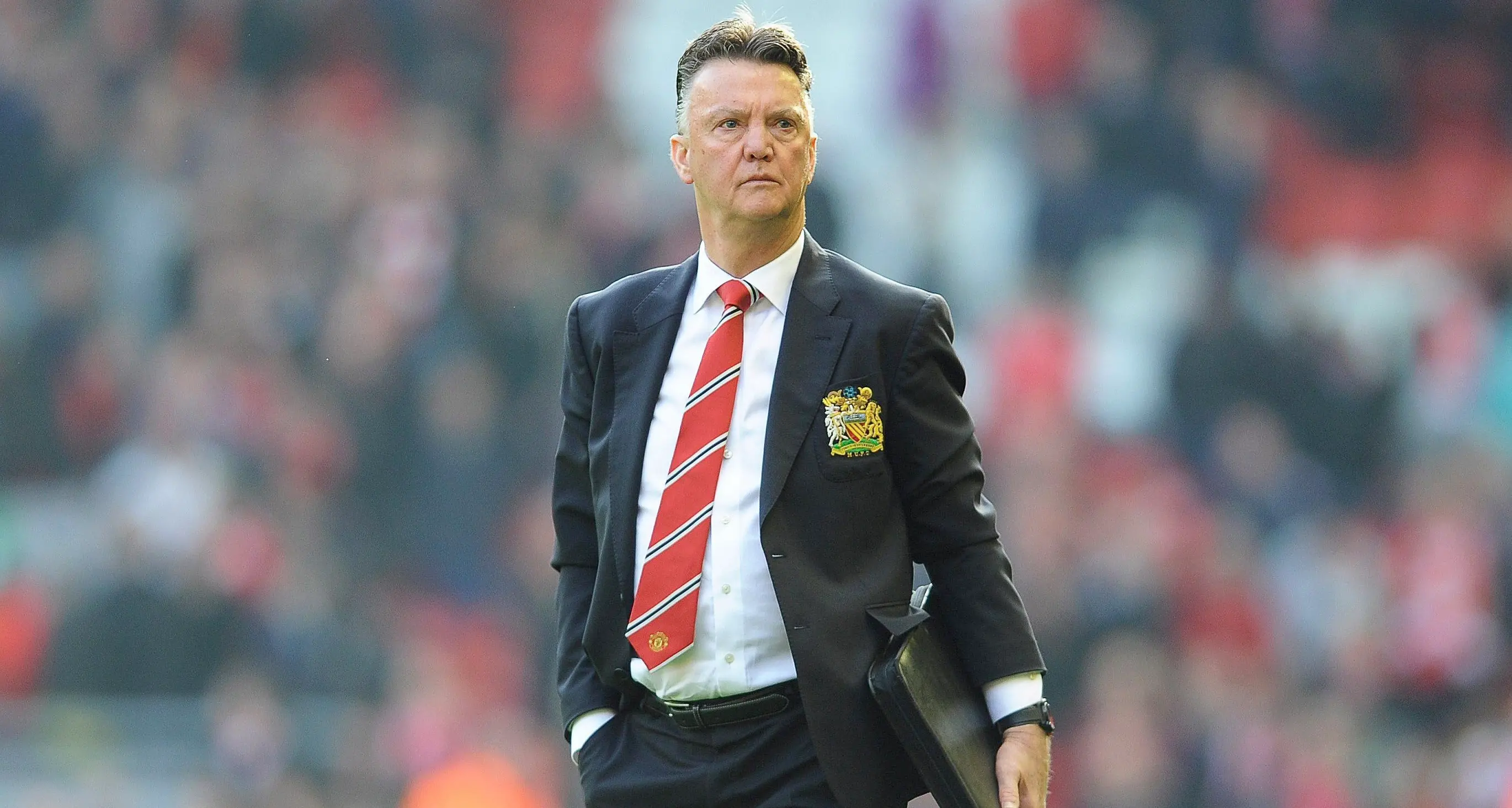 Il tecnico Van Gaal litiga con un giornalista del \"Sun\" Lanciata la sfida sui punti e le libbre da conquistare