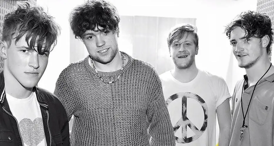 L'auto finisce in un burrone in Svezia Muore l'intera band dei Viola Beach