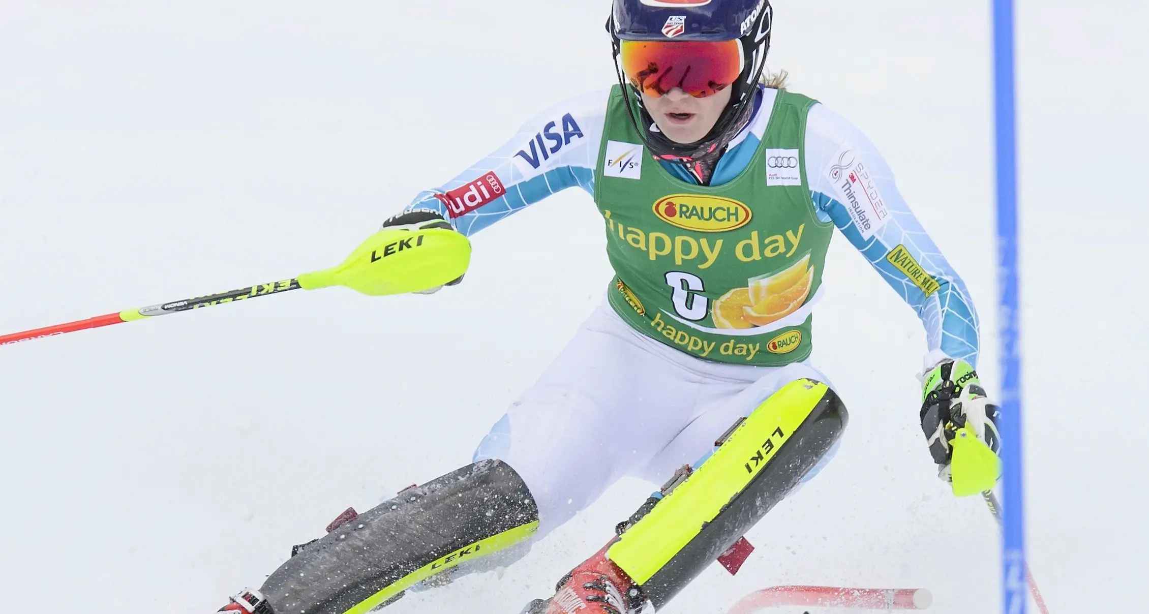Mikaela Shiffrin al comando nello slalom di Crans Montana