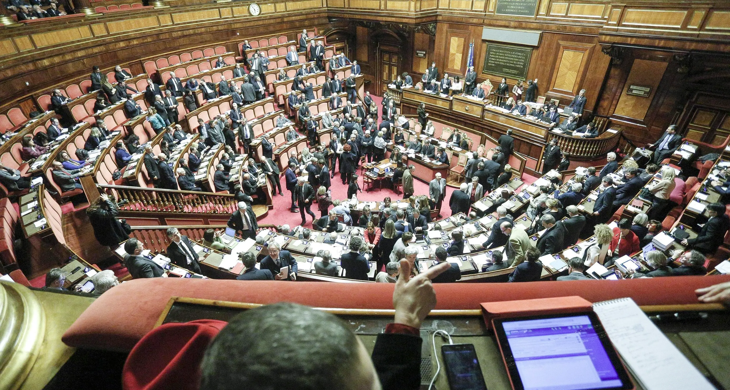 Il Senato approva il ddl sulle unioni civili 173 sì alla fiducia. Ora passa alla Camera