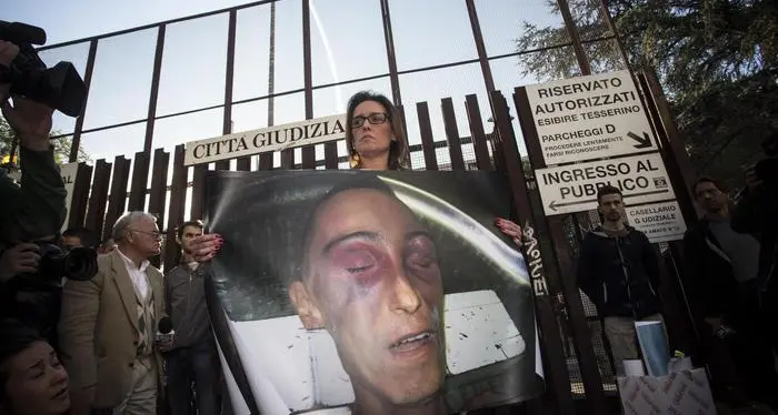 Cucchi, la ex del carabiniere «Si vantava del pestaggio»