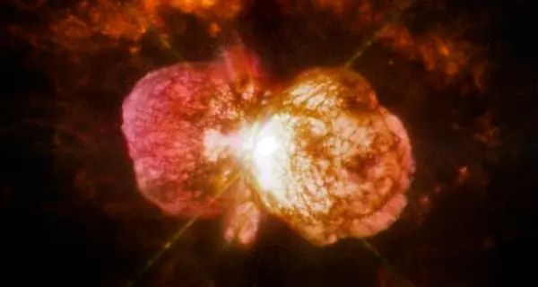 Lampi da eruzioni gigantesche in altre galassie
