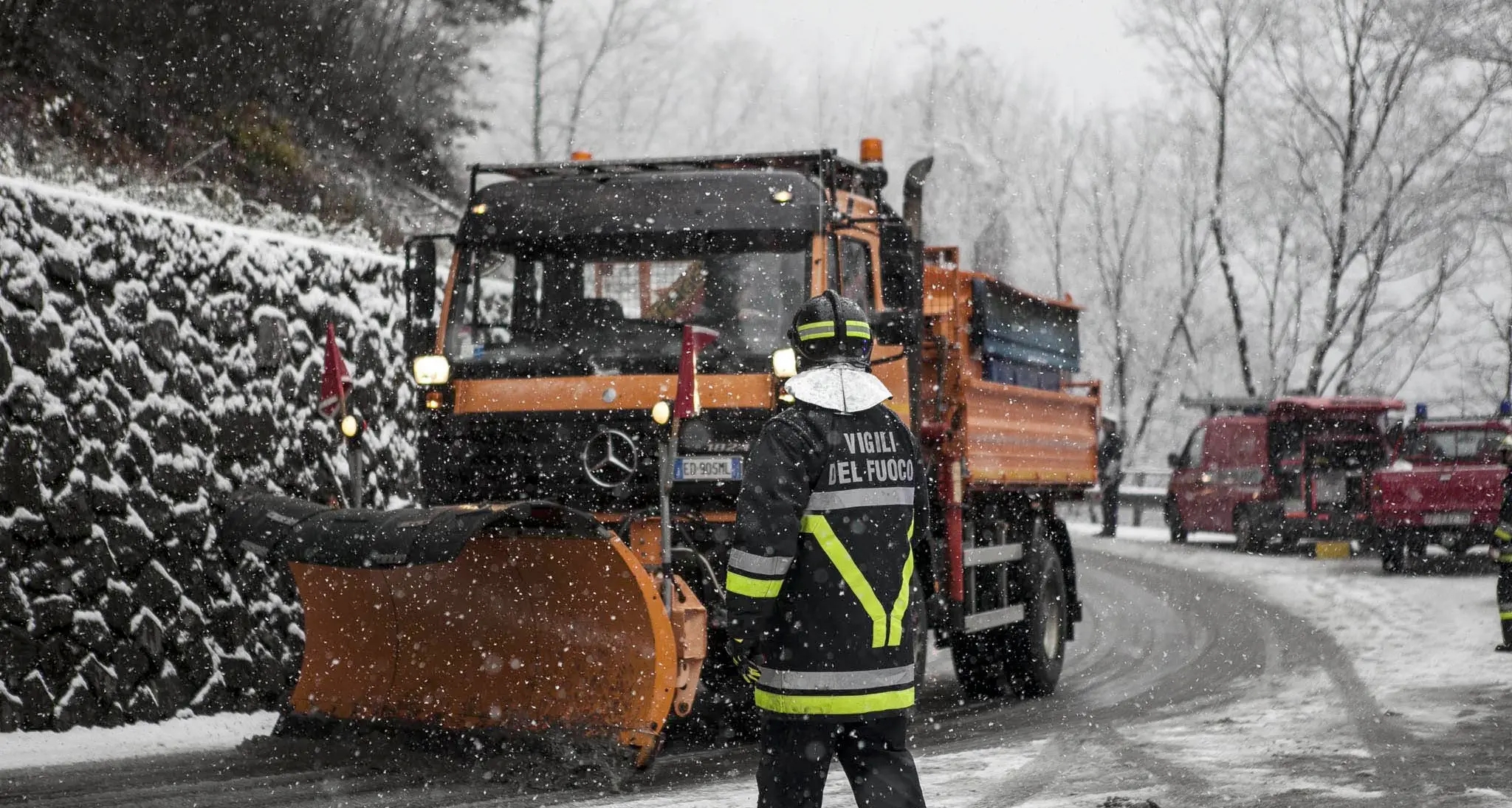 Scatta il «Piano neve» in tutto il Trentino pronti trecento mezzi di intervento