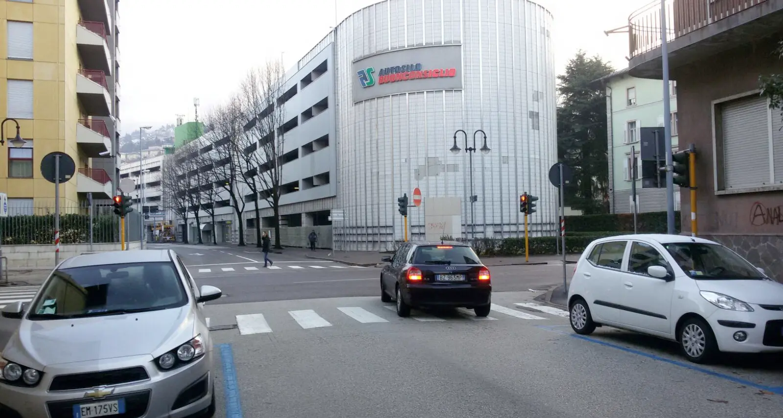 Nuovo caso di contromano in città Allarme ieri mattina in via Petrarca