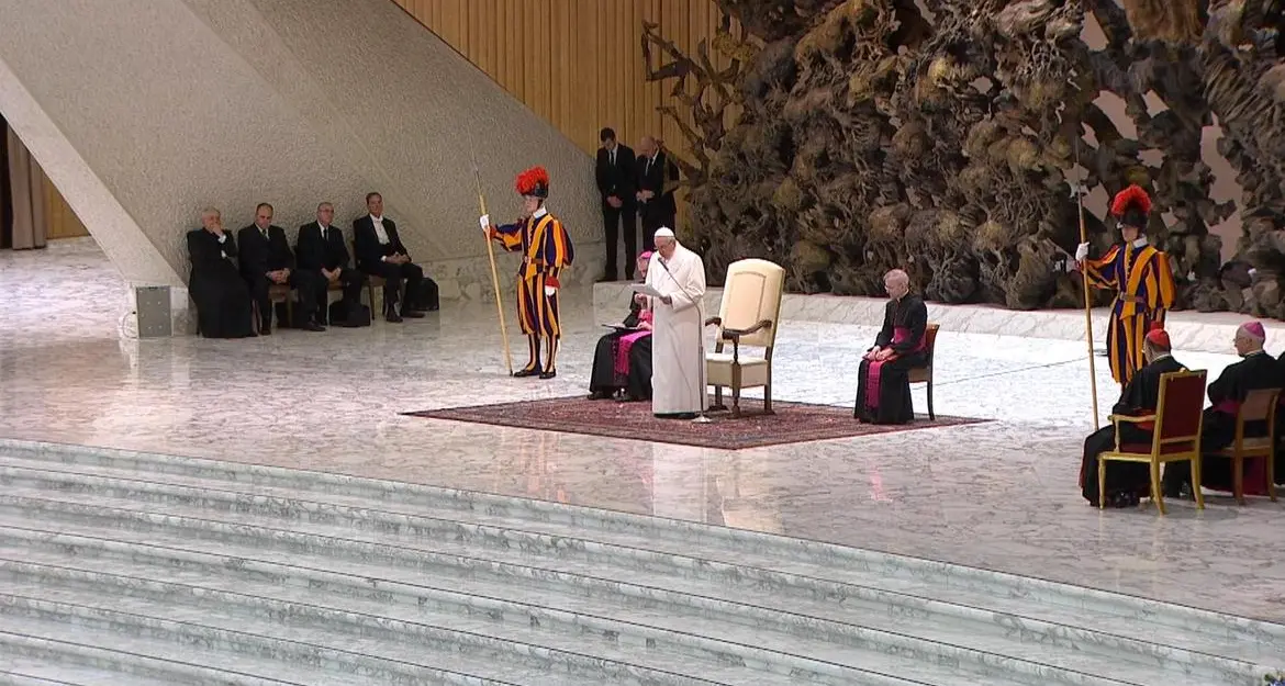 Papa Francesco ha ricevuto i «mastri» del presepio
