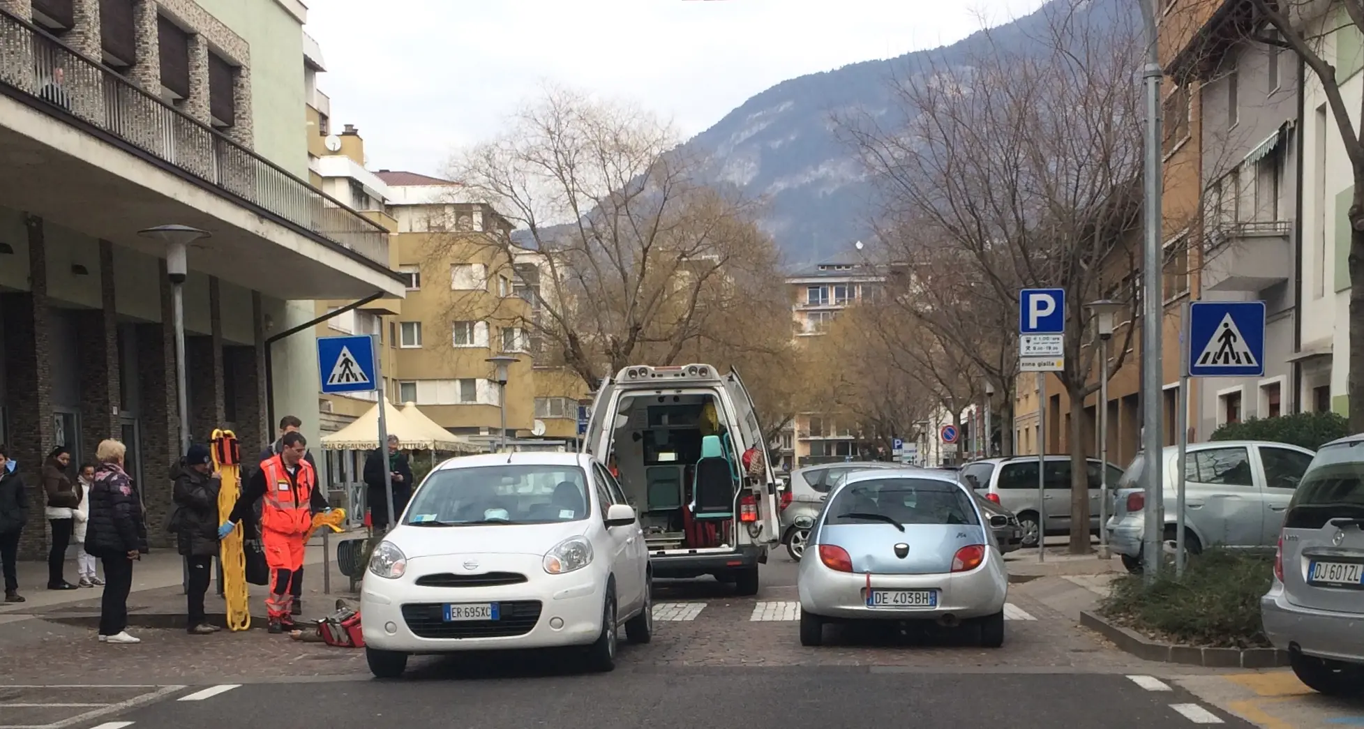 Investito in corso Tre Novembre, grave un uomo di 57 anni