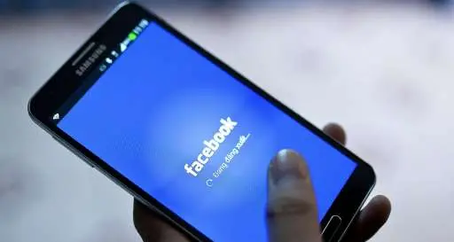 Cacciatrici trentine insultate in Fb per il calendario: querela