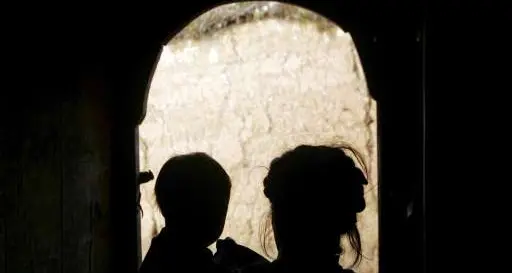 Sieropositivo contagia numerose donne, arrestato un 30enne romano