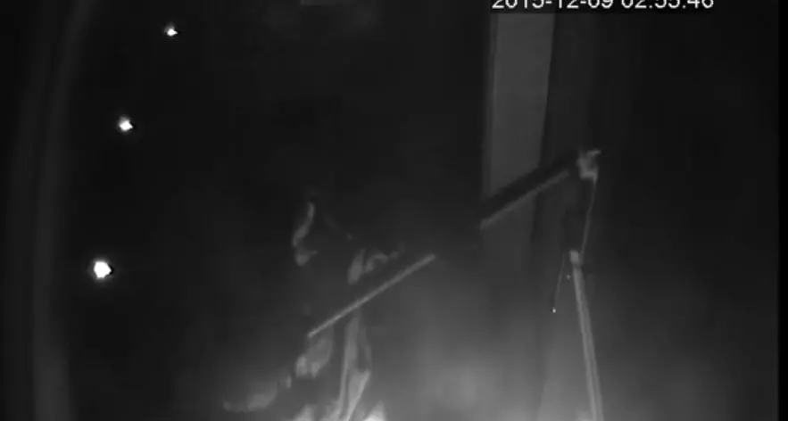 Spaccata notturna al Loto Ecco il video dei ladri in azione