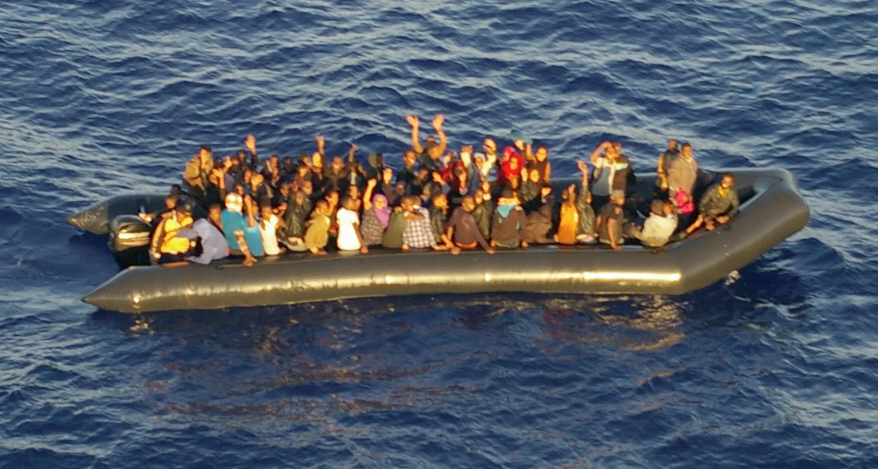 I politici di Berlino provano a mettersi concretamente nei panni dei migranti