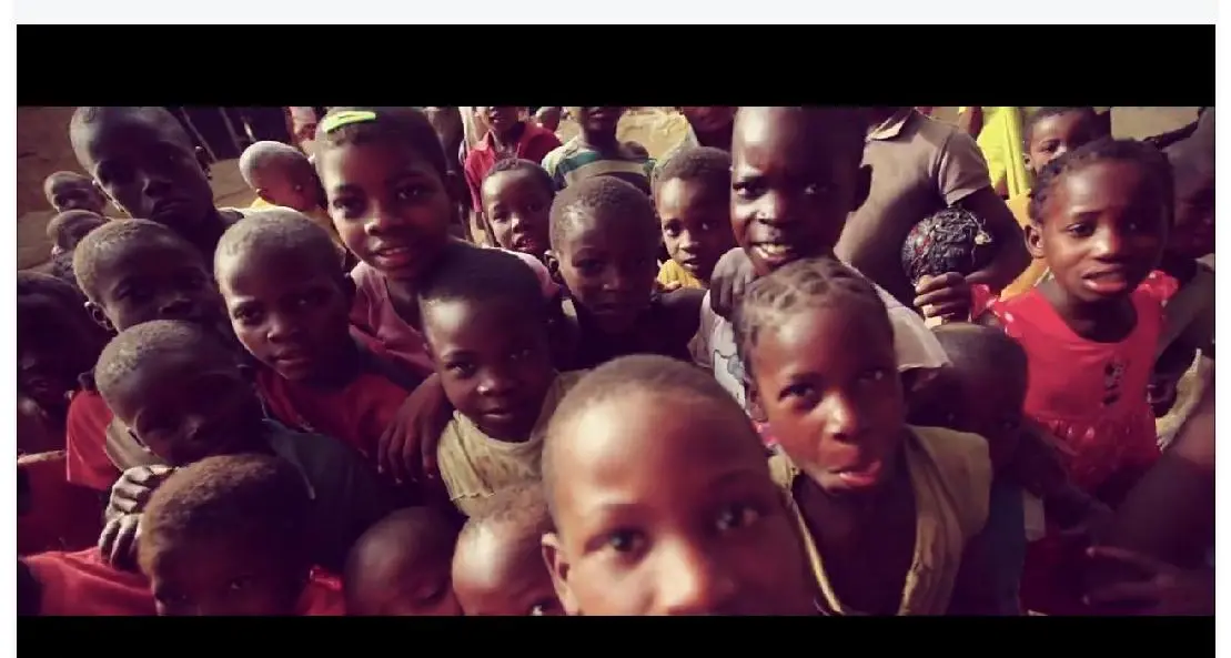 «Dove nasce il vento» Joe Barba e il Mozambico