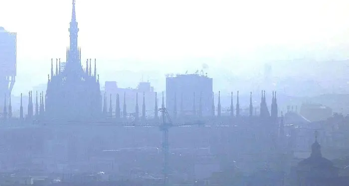 Smog e rischi per la salute Grillo accusa il governo