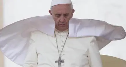 L'ira di Papa Francesco: Chiesa affarista non è al servizio degli altri'