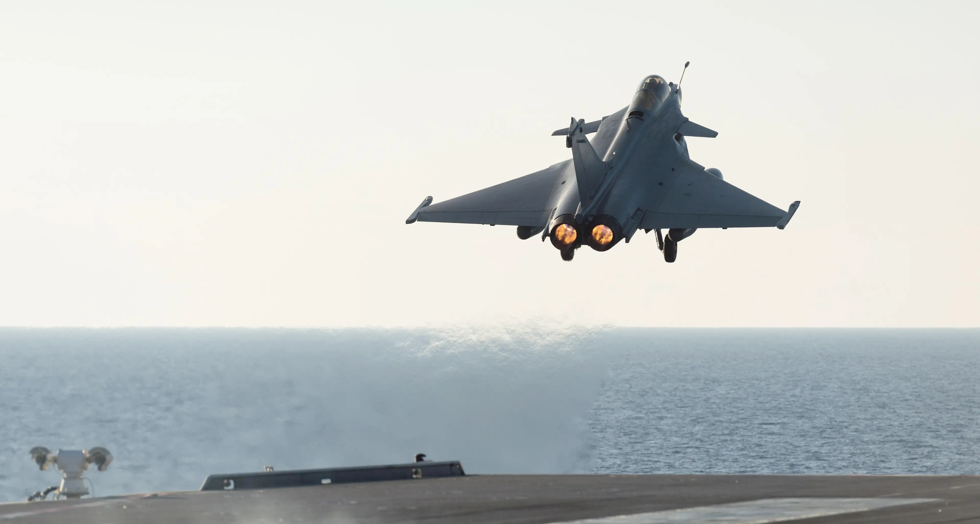 Bombardamenti in Siria, colpiti anche i civili