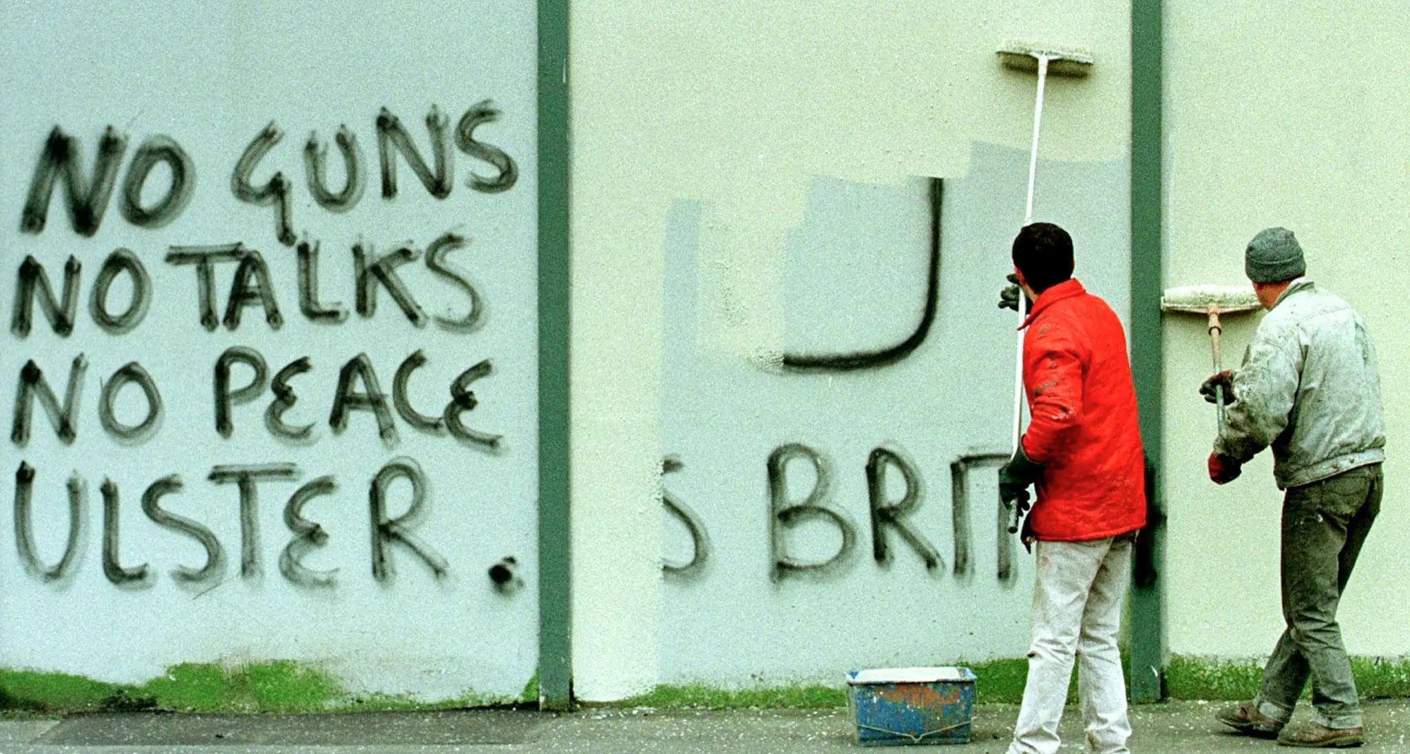 Razzismo a Belfast: teste di maiale davanti alla futura moschea