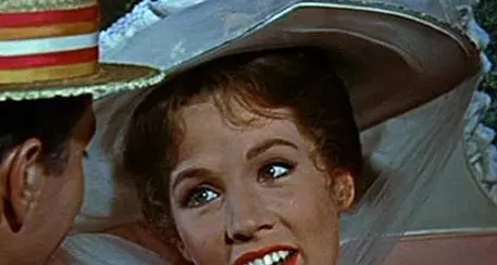 Julie Andrews, Mary Poppins compie 80 anni
