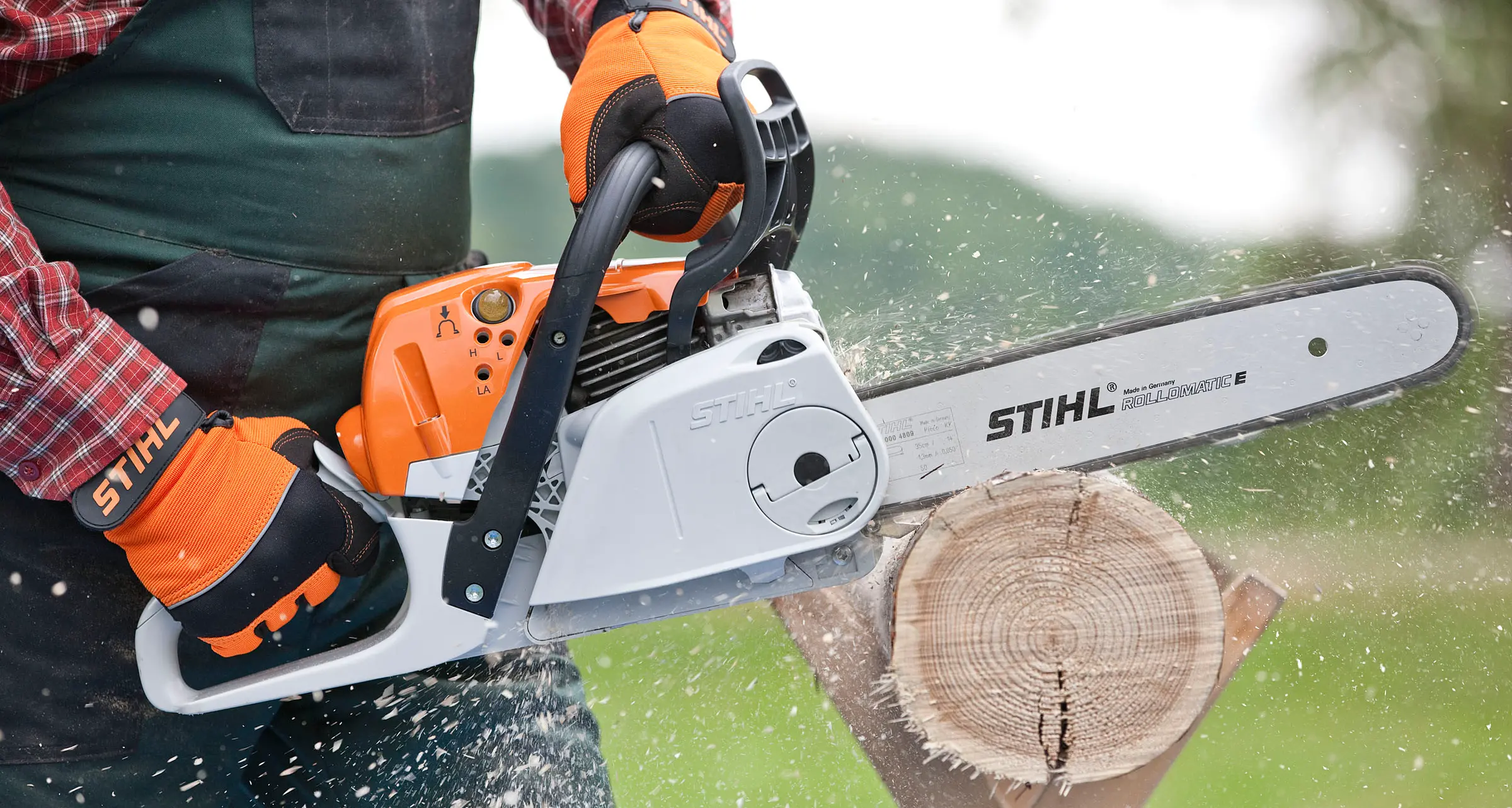 Vendeva motoseghe «Stihl» ma erano taroccate. Condannato