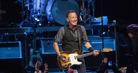 Springsteen alla maestra: «Il ragazzo ha fatto rock'n'roll tutta la notte»