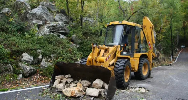 Maltempo, smottamenti a causa della pioggia