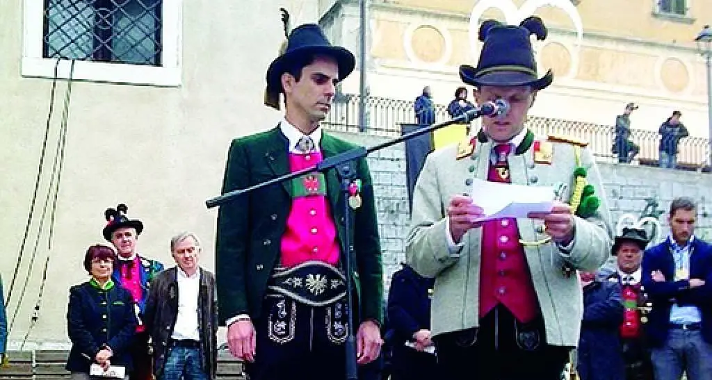 Olivi critica gli Schützen che attaccano Rossi e il Patt «È triste, vogliono piegare la Provincia al loro credo»