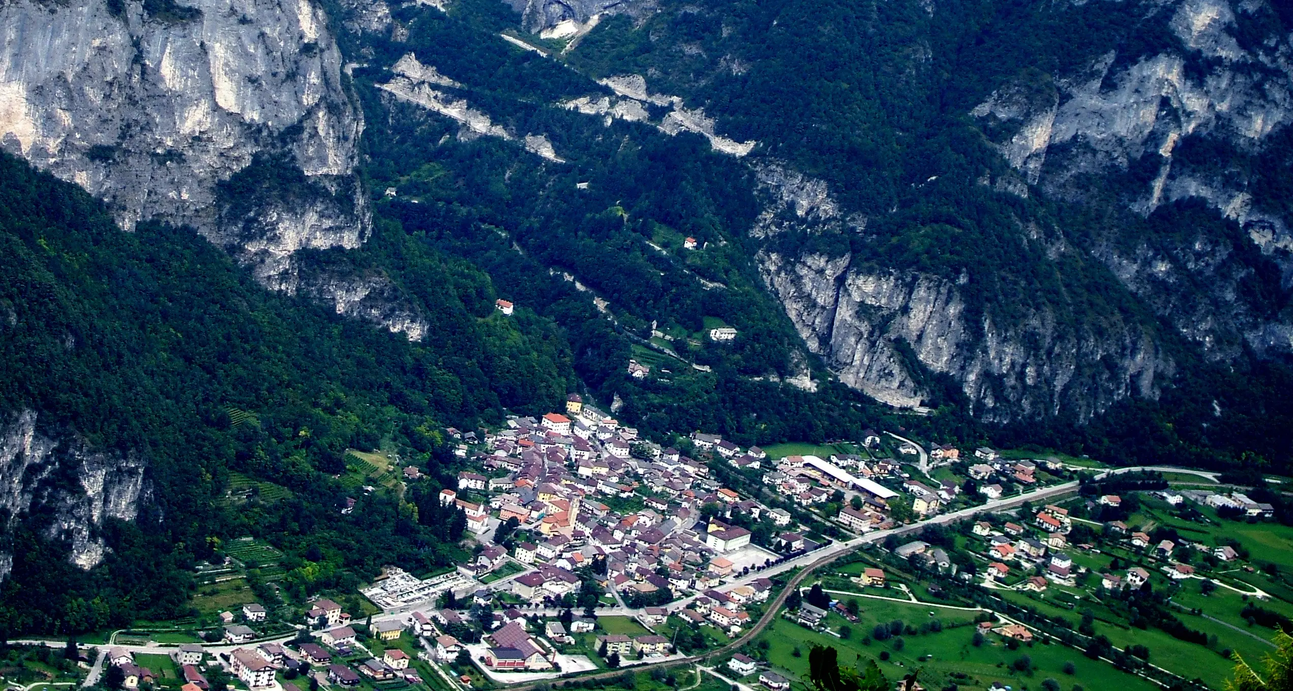 L'agonia dei paesi: a Grigno in un anno 21 morti e solo tre neonati