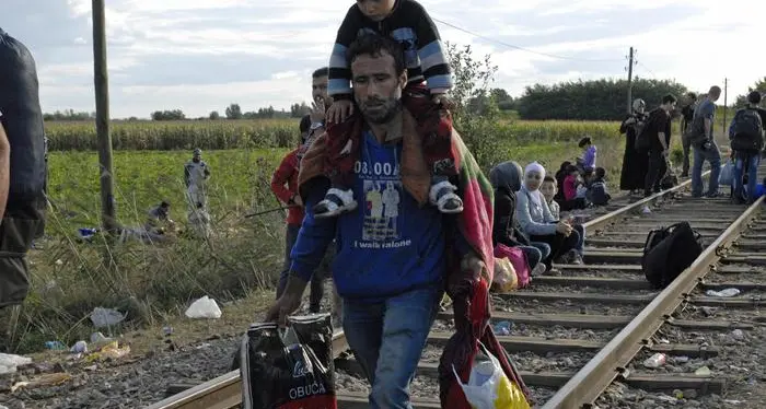 Caos frontiere, profughi bloccati anche al Brennero Barricate dei Paesi dell'Est sulle quote da redistribuire