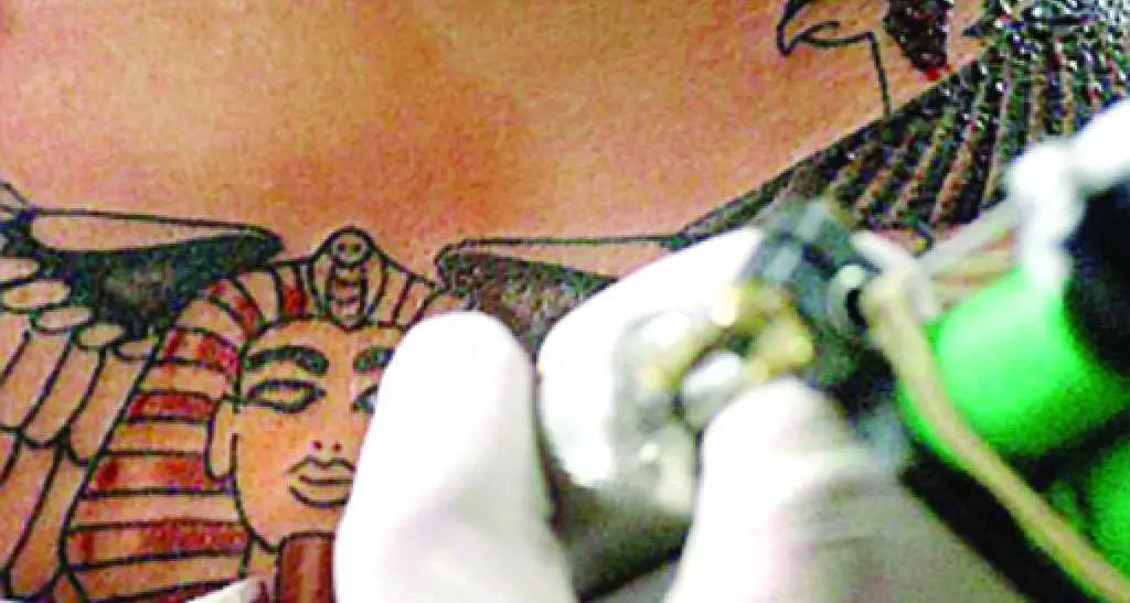 In Italia sono 7 milioni le persone con un tatuaggio