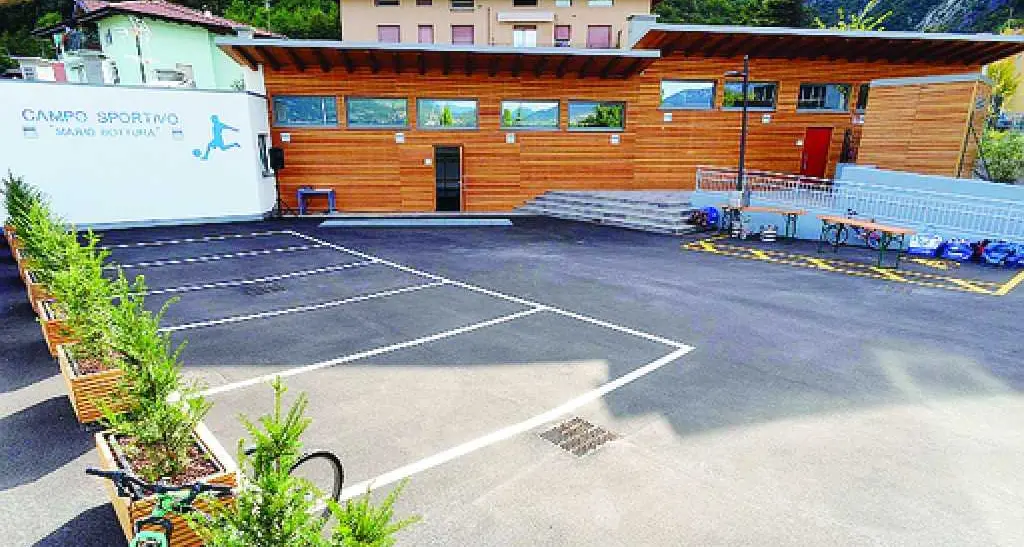 Spogliatoi nuovi e funzionali per il campo di Ravina