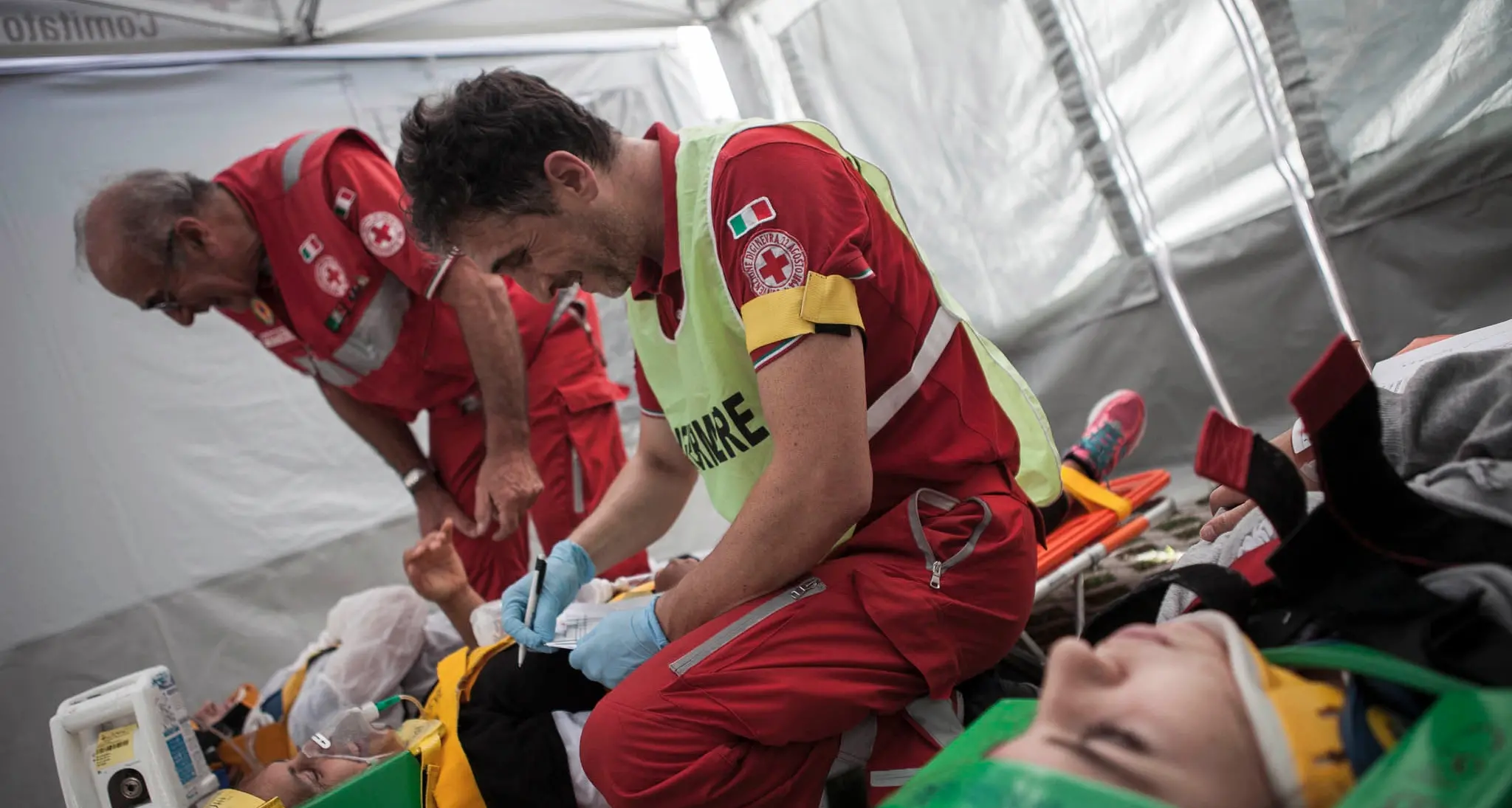 Cento volontari alle prove di emergenza alla residenza Molino di Dro