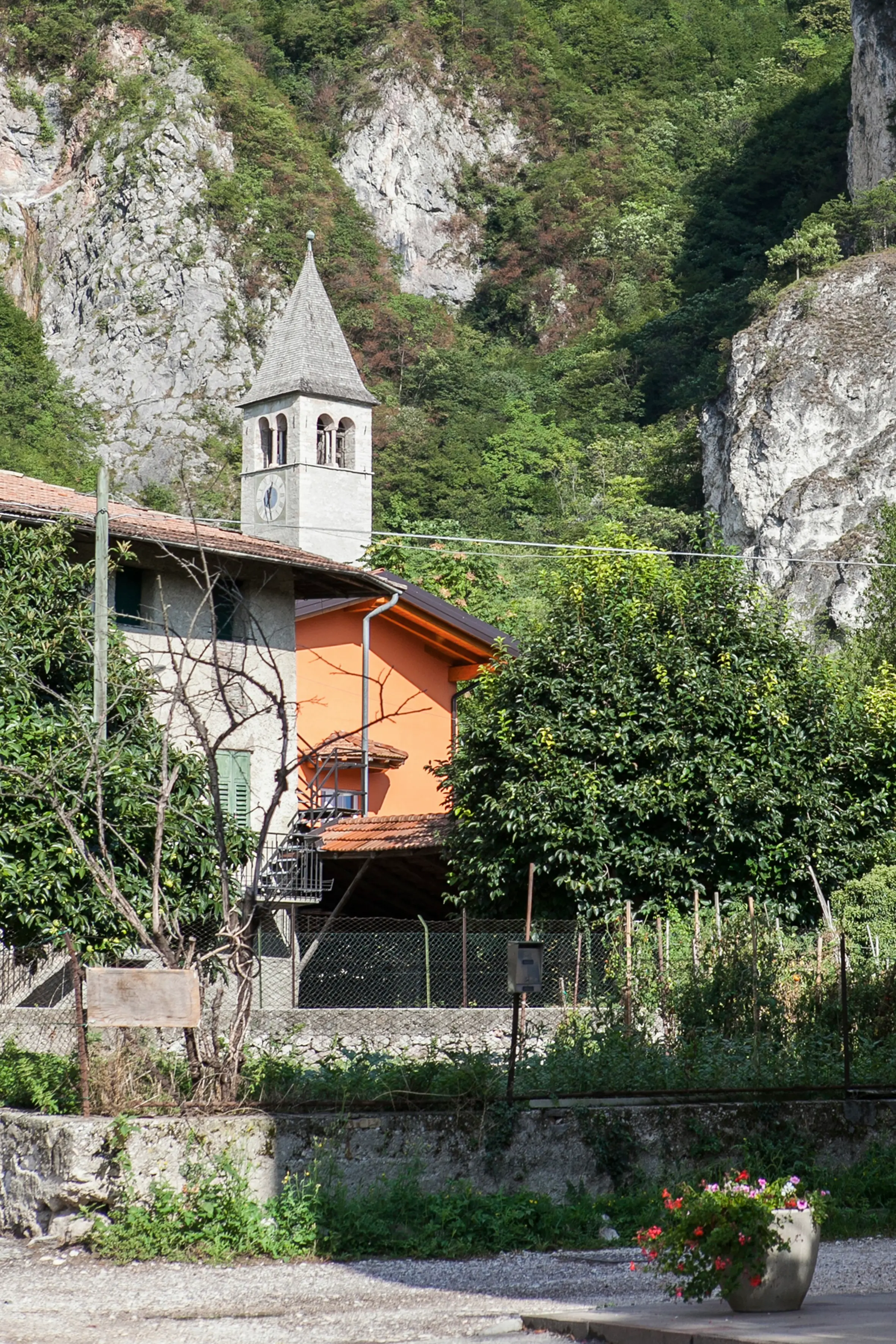Viaggio a Zambana Vecchia