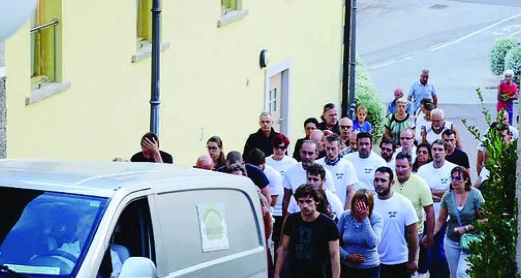 Terres, veglia per Albano e Daniele