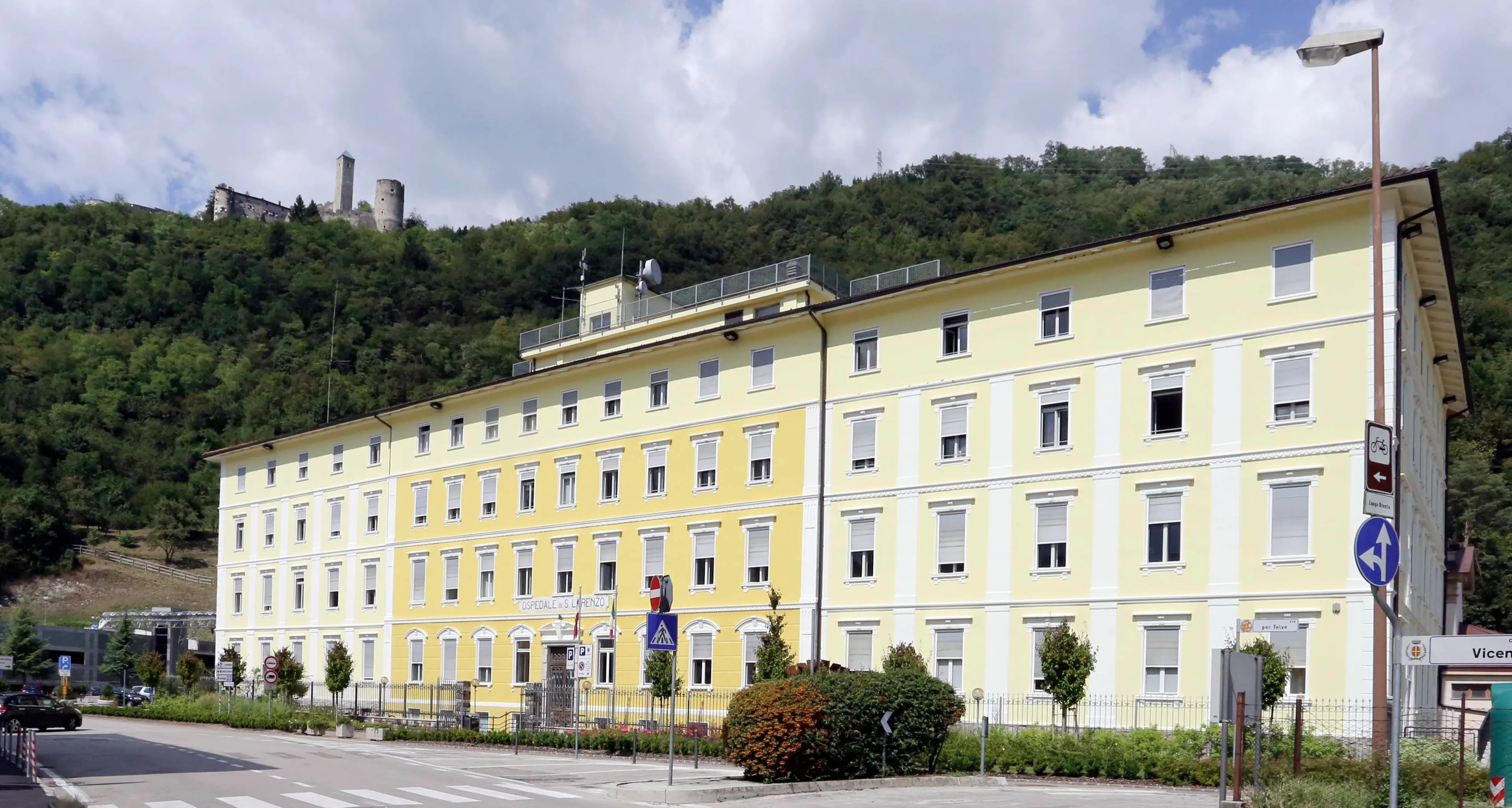 Tragedia nella notte in ospedale a Borgo
