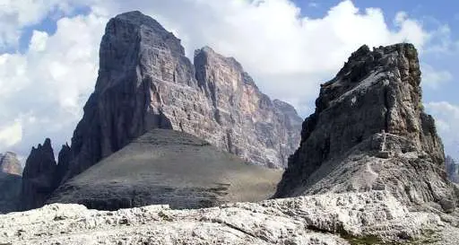 Cedimento in val Fiscalina, feriti cinque turisti di Bergamo
