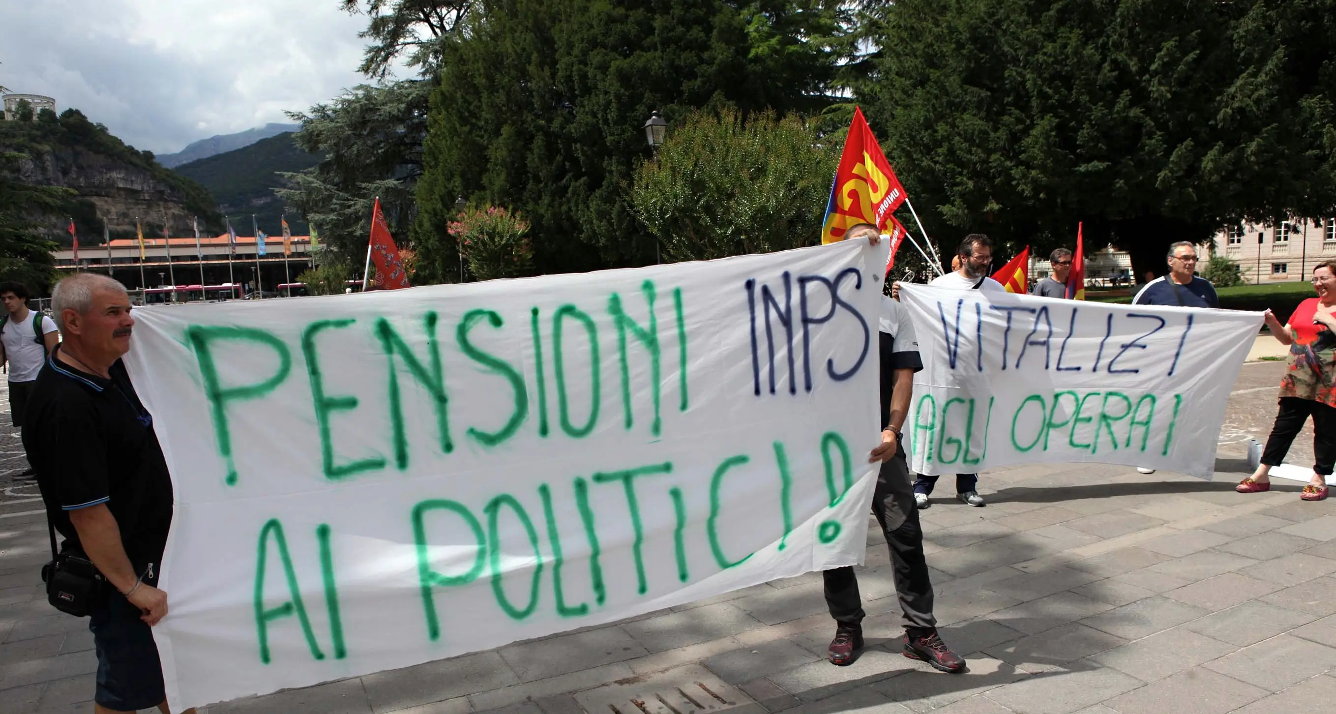 Regione, i vitalizi si mangiano la cassa 226 milioni saranno prosciugati dagli ex consiglieri