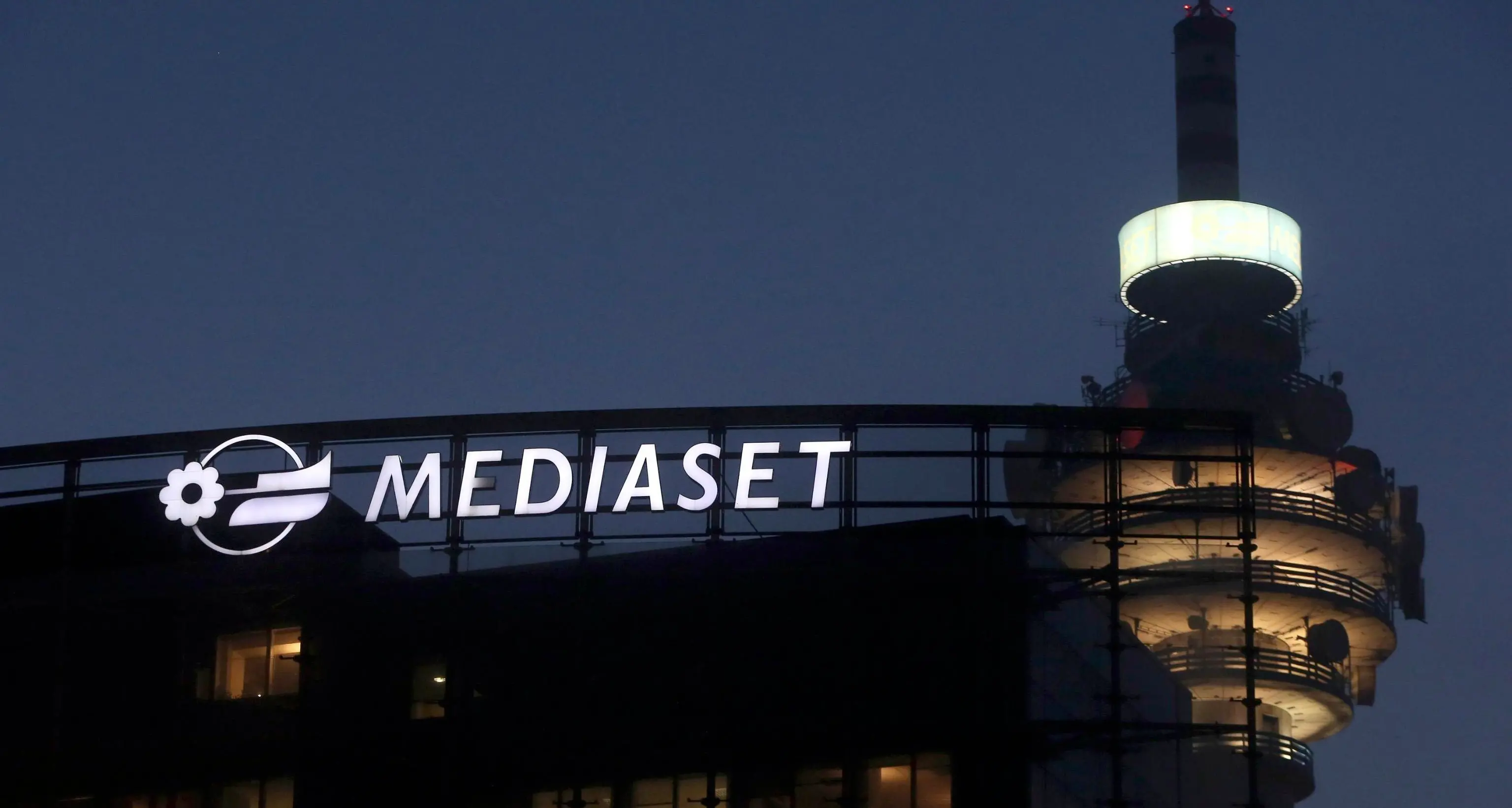 Agcom: Rai e Mediaset, violato il silenzio pre-voto sui sondaggi