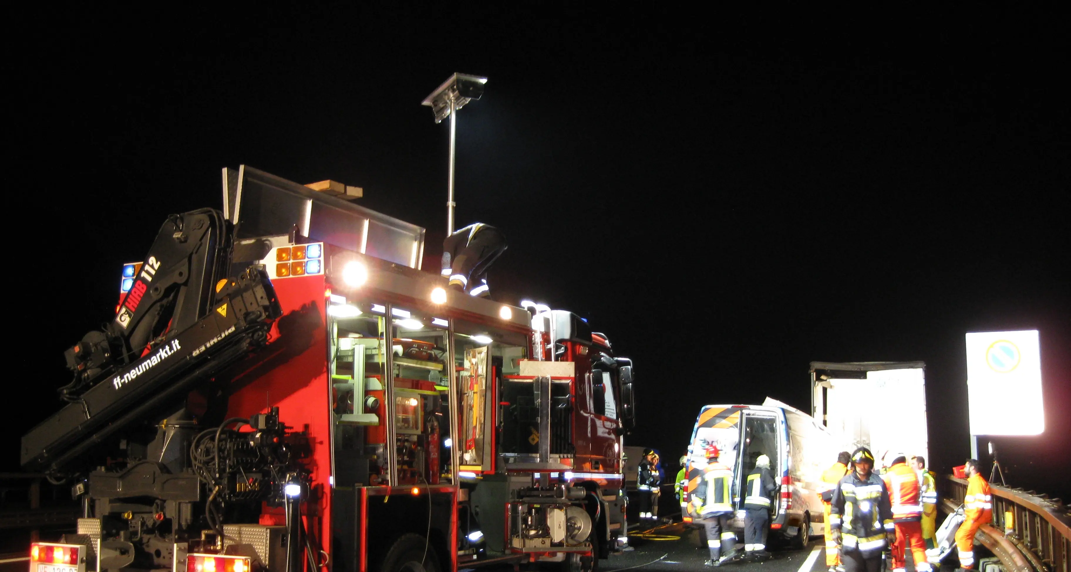 Tamponamento fra Tir traffico in tilt sull'A22
