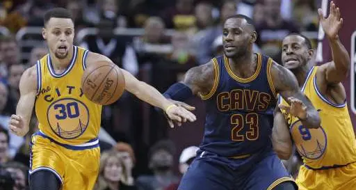 Nba, Golden State è 2 a 0 anche senza Stephen Curry
