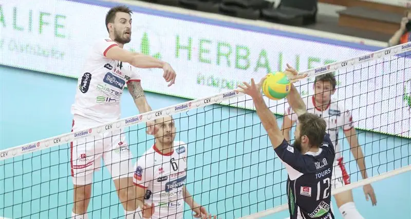 La Trentino Diatec asfalta Tours e vola in testa nella Champions