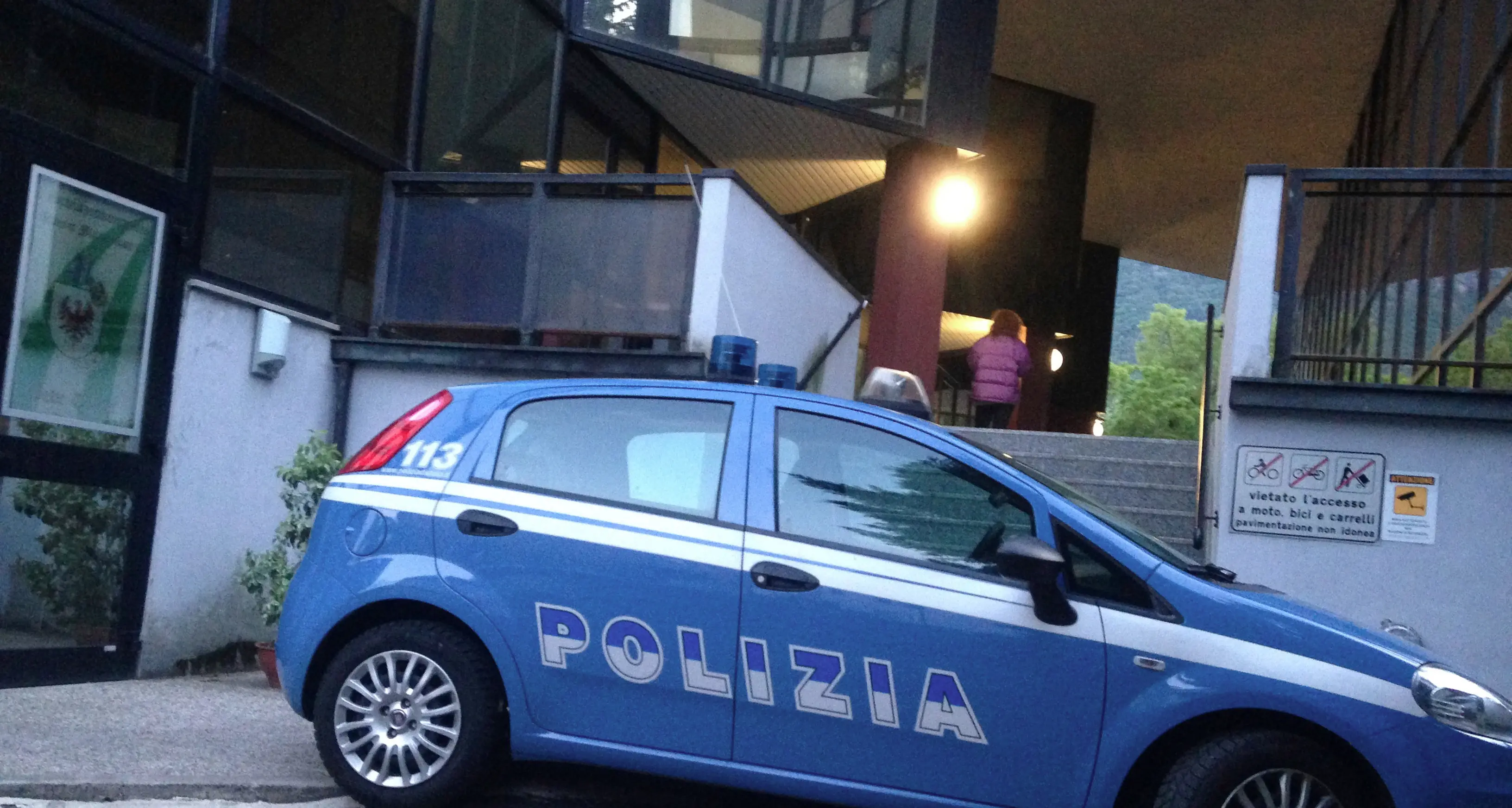 Seduta blindata del consiglio: forze dell'ordine in circoscrizione