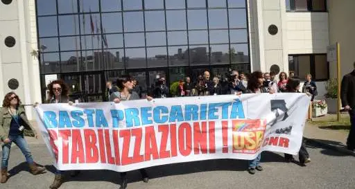 Giannini in visita a Pisa Manifestazioni e scontri