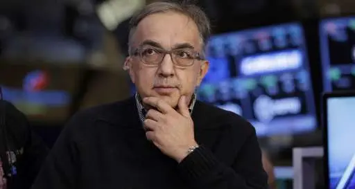 Formula 1, Vettel impreca, Marchionne tuona: «Giornata bruttissima»