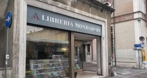 Mondadori addio, a Pasqua chiuderà
