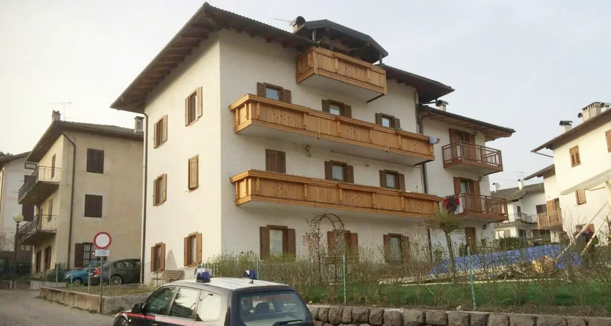 Piné, artigiano cade dal ponteggio: ferito dopo un volo di sei metri