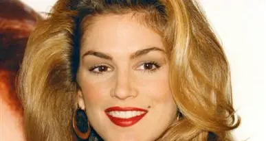 Cindy Crawford, la regina delle top model compie 50 anni: una vita in passerella