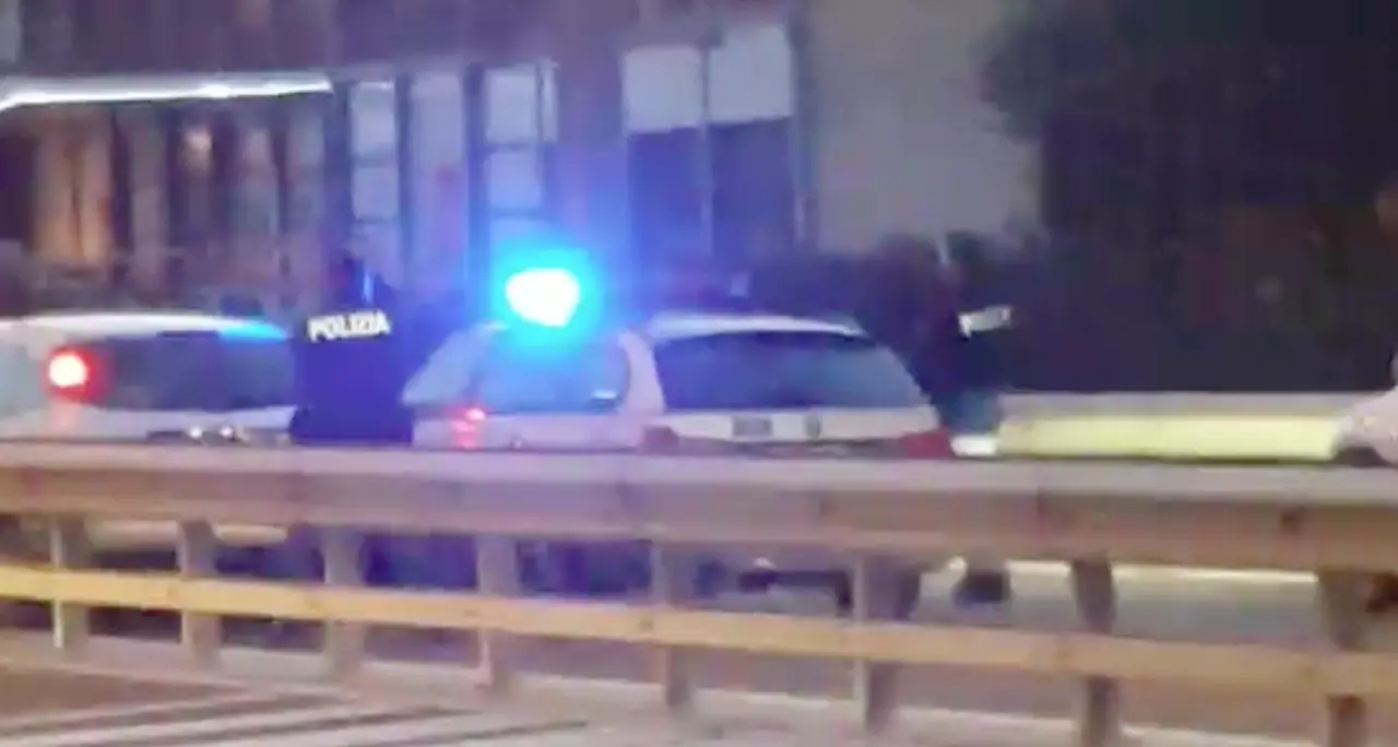 Controlli della polizia in via Bolzano: attimi concitati nel pomeriggio di ieri