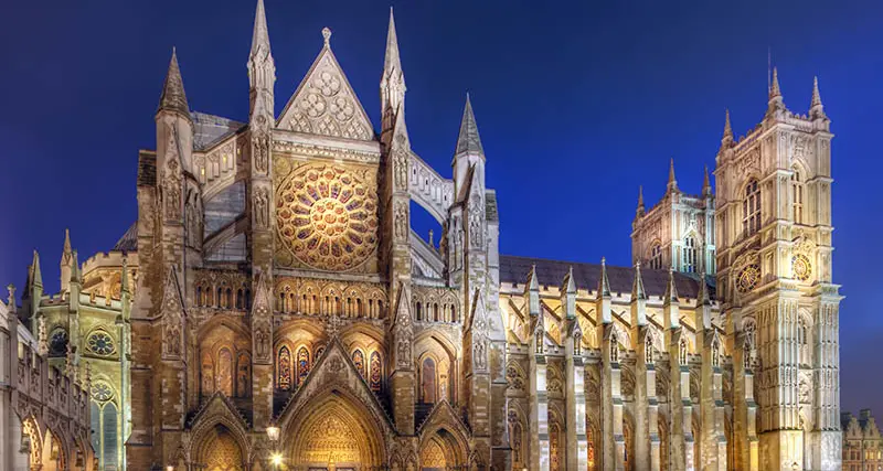 Gucci sfilerà nell'abazia di Westminster: piovono le critiche dal clero anglicano